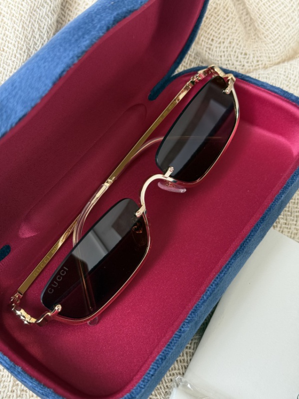 Сонцезахисні окуляри Gucci