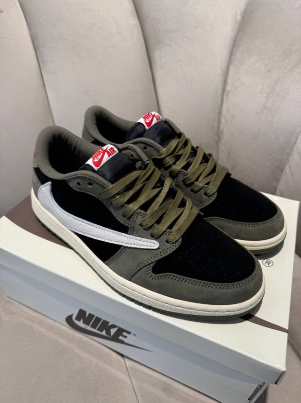 Кросівкі Jordan 1 Retro Low OG SP Travis Scott