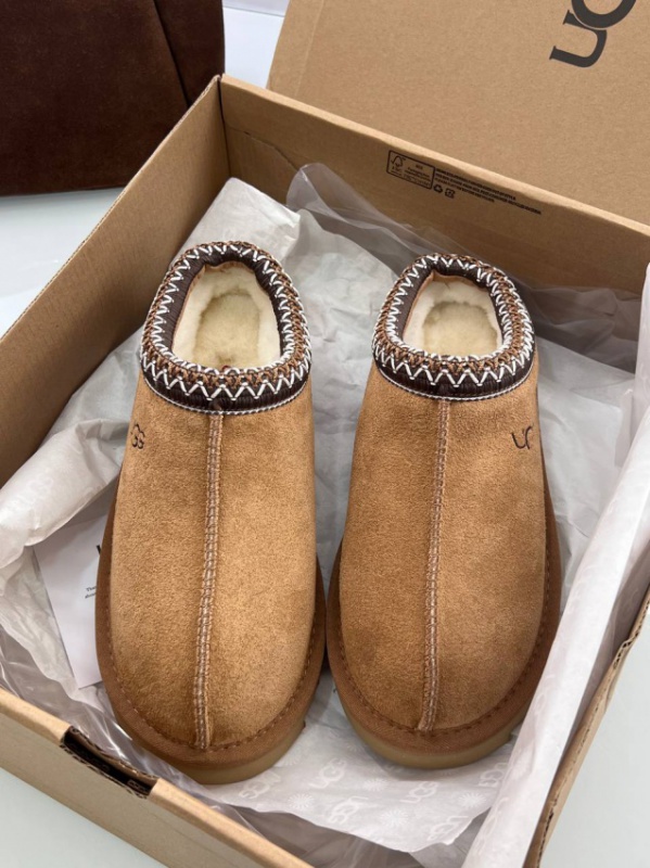 Сліпери UGG