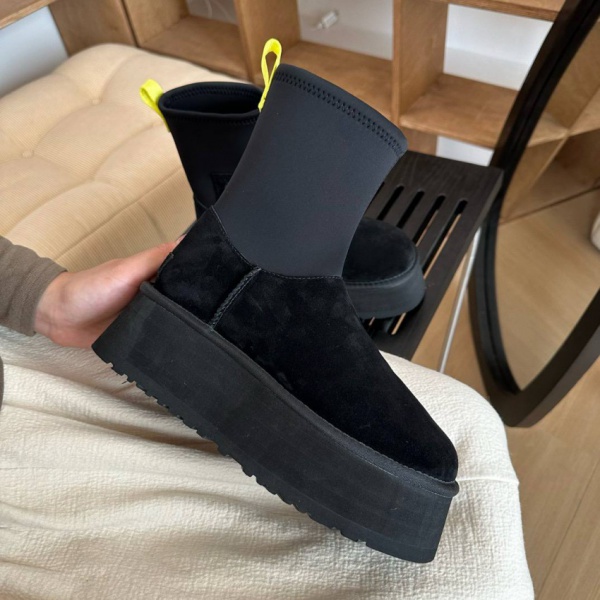 UGG Classic Dipper Boot 'Black' UGG