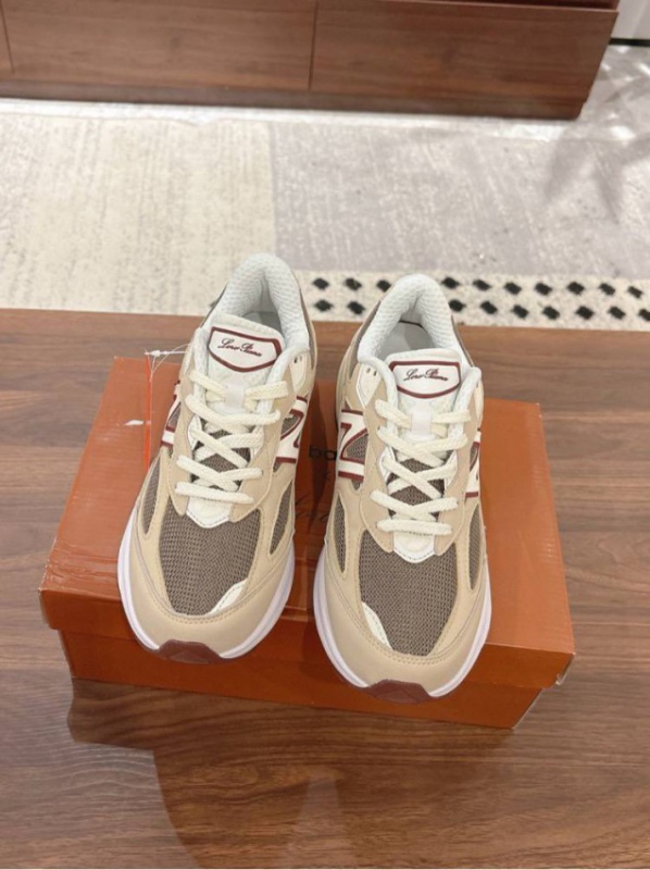 Кросівки New Balance x Miu Miu