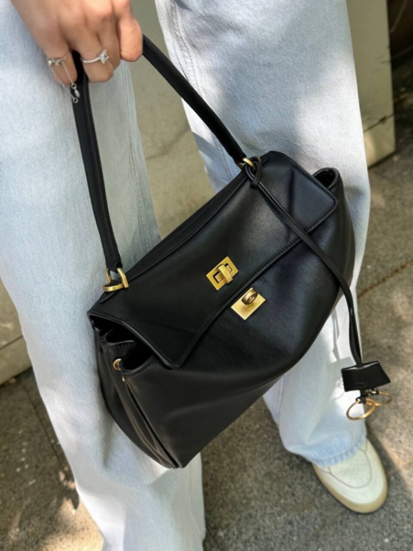 Сумка Balenciaga Rodeo 'Black&Gold' 23 cm