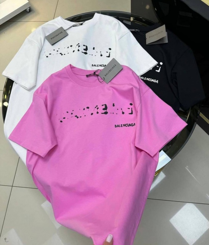 Футболка Balenciaga