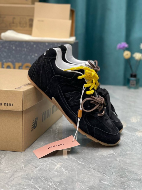 Кросівки New Balance x MIU MIU 'Black'