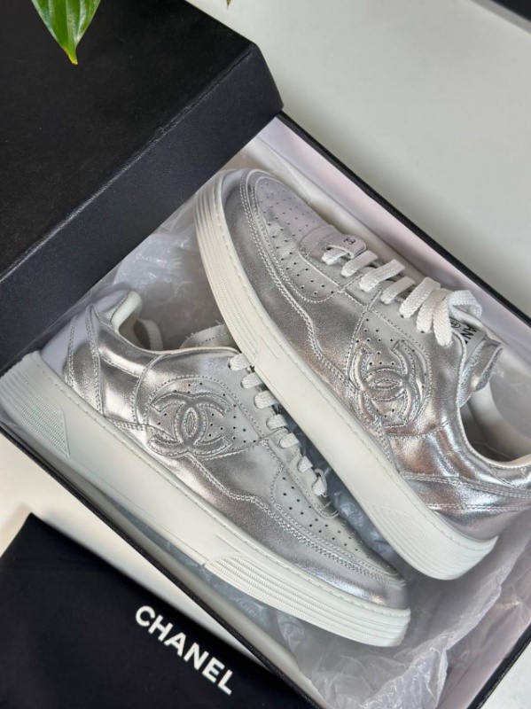 Кросівки Chanel
