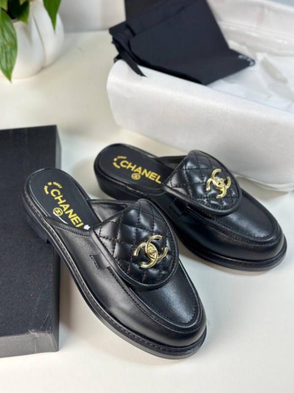 Мюлі Chanel
