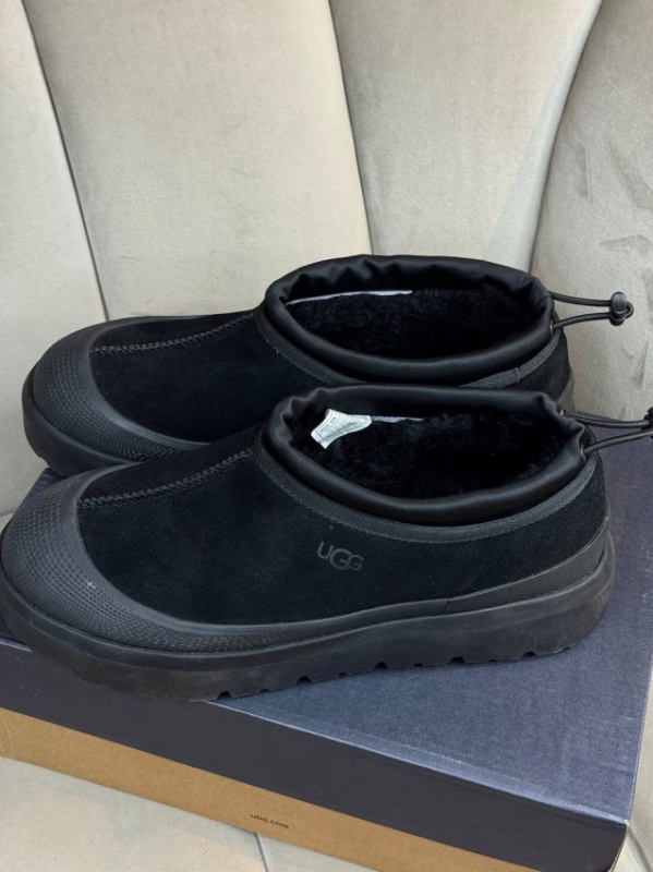 UGG Tasman Hybrid Beige