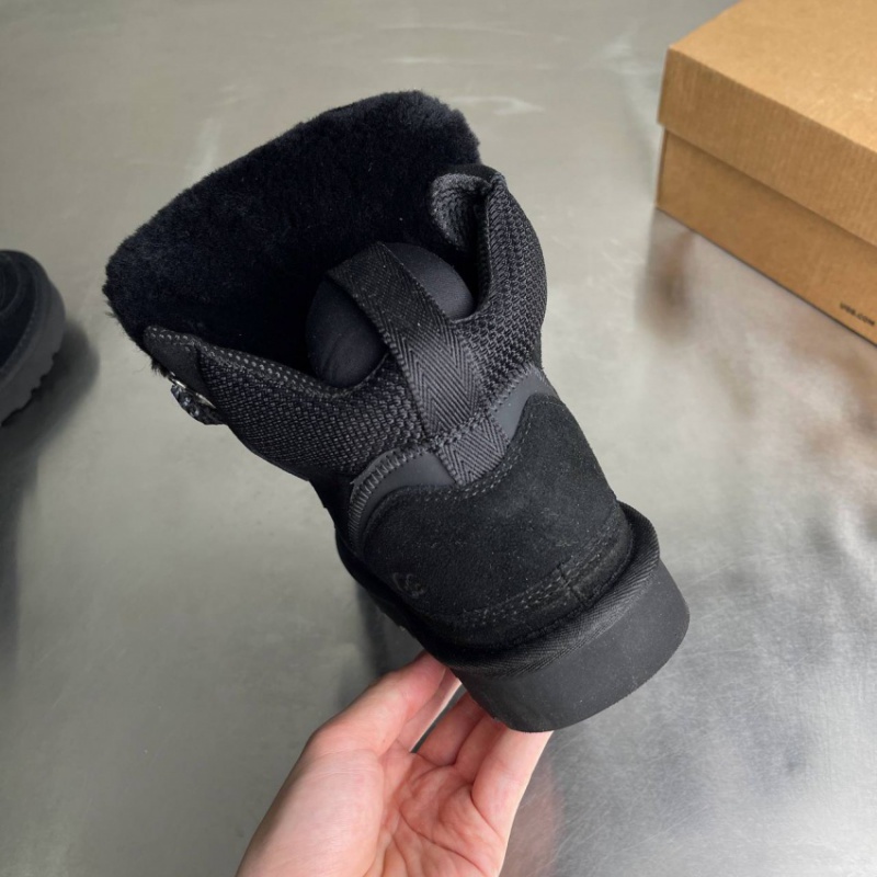 Високі кросівки Lowmel High Black