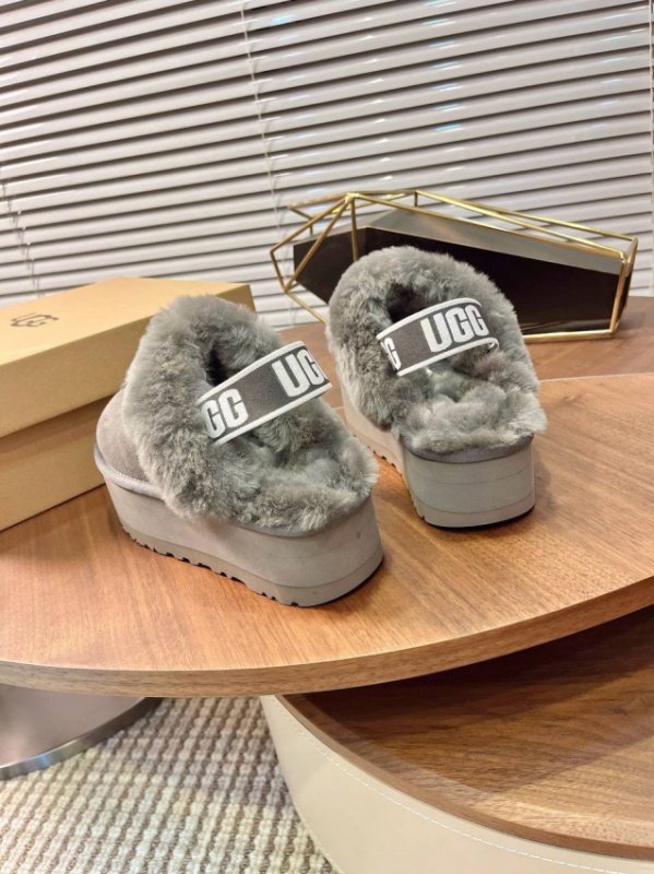 UGG Funkette Platform Grey