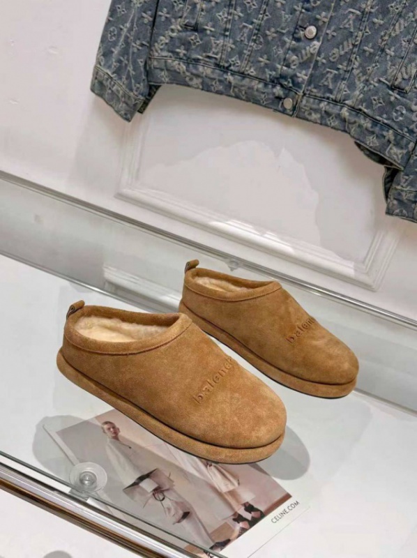 Мюлі Balenciaga